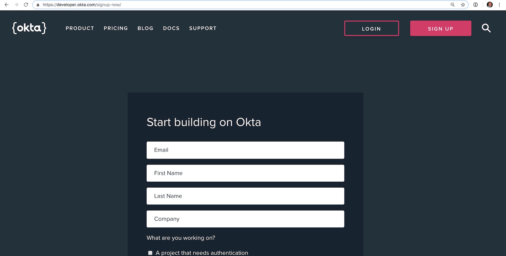 Okta 开发人员注册登录页面。